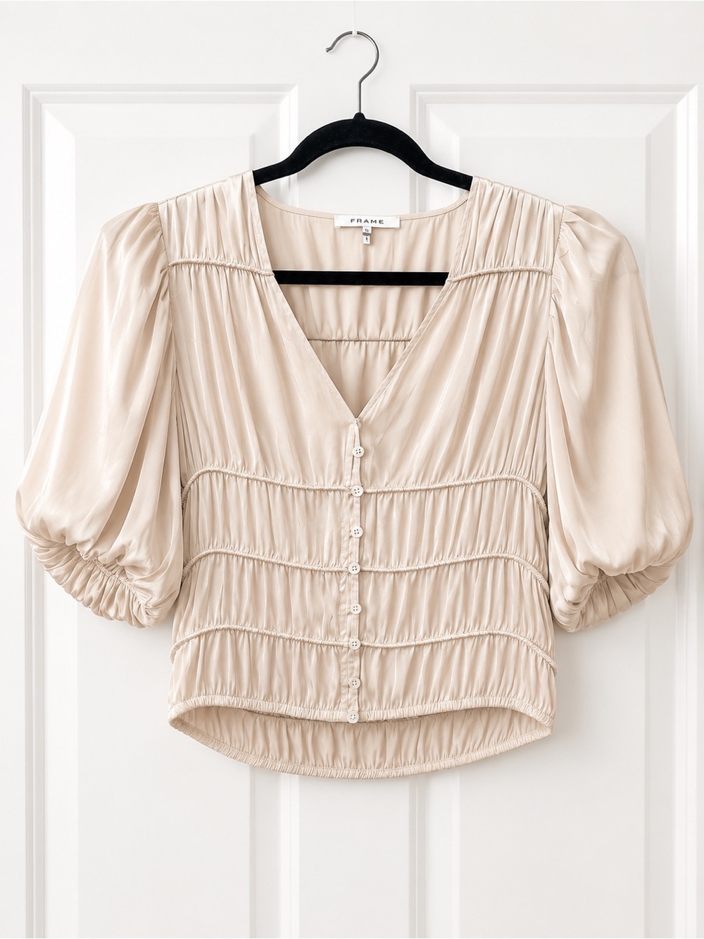 Frame Juliana Smocked Puff Sleeve in Cream Size Small